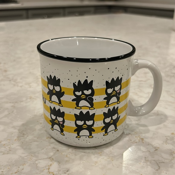BADTZ-MARU ๐ Hello Kitty OVERSIZED Coffee MUG Rare Camping ๐ฏ authentic SANRIO - Picture 8 of 10